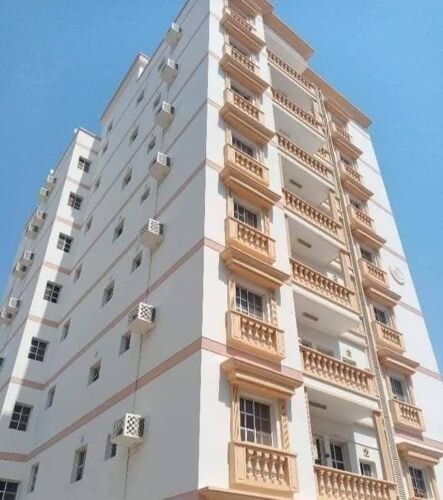 UNFURNISHED 2BHK in montazah