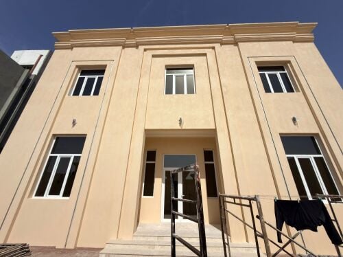 للبيع فيلا  م المالك ف ام قرن