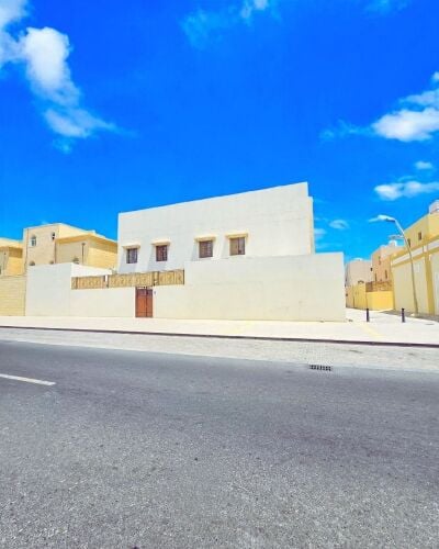 فيلا معيذر 394م مقابل وزنان مول"