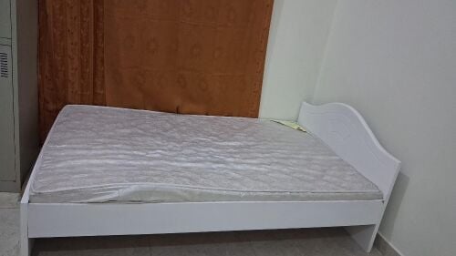 bed with matress