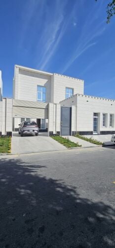 للبيع فيلا في الهلال تشطيب ممتاز