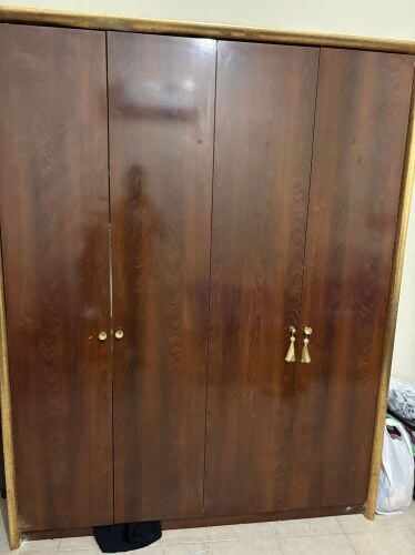 اثاث جيد لبيع