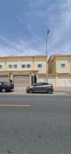 للإيجار فيلا في المرخية