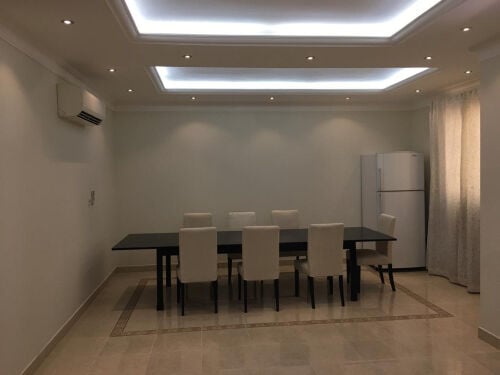 للايجار فيلا موظفين بمدينة خليفة 