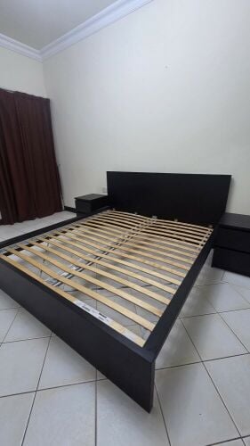 Ikea king size bed with 2 drawers