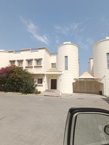 للايجار فيلا الخريطيات ضمن مجمع