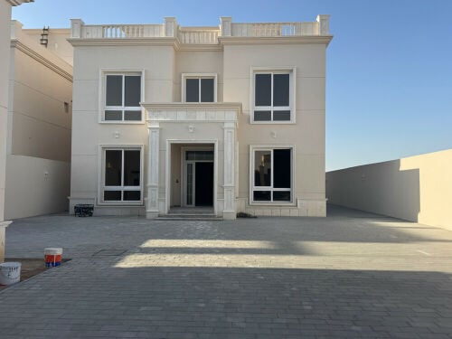 للبيع في ام عبيريه فيلا مساحه808م