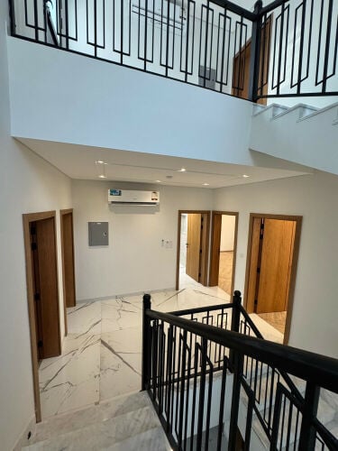 للايجار فيلا راقية داخل مجمع 