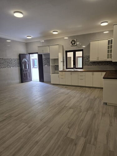 الايجار فيلا في نعيجه مستقله 