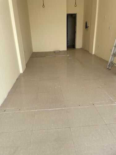 للايجار مكاتب ومحلات ام صلال محمد