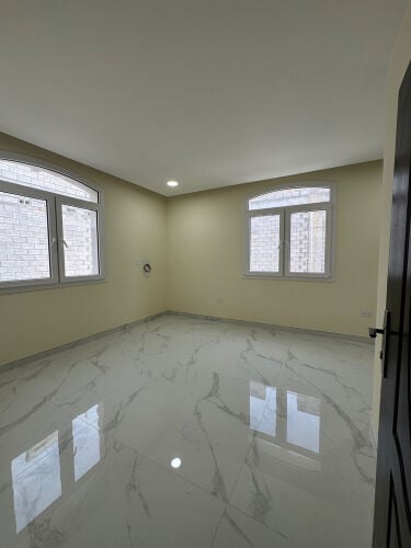 غرفه وصاله وحمام ومطبخ