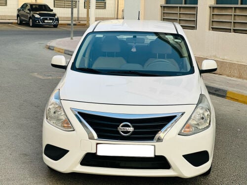Nissan sunny 2019