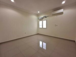 للايجار استوديو مكيف فى الثمامة