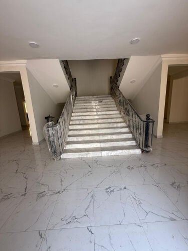 المعمورة اول ساكن تشطيب عالي 