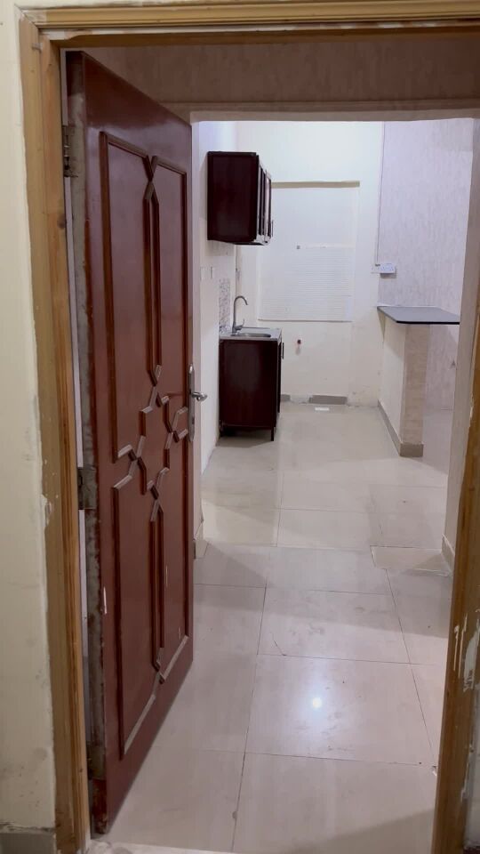 للإيجار إستديو ابو هامور غرفه صال