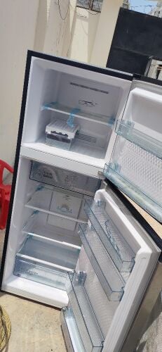 RefrigeratorSemi-new