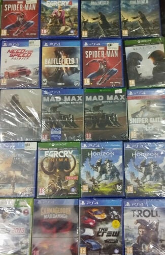 مجموعة اسطوانات جديدة وقديمة 