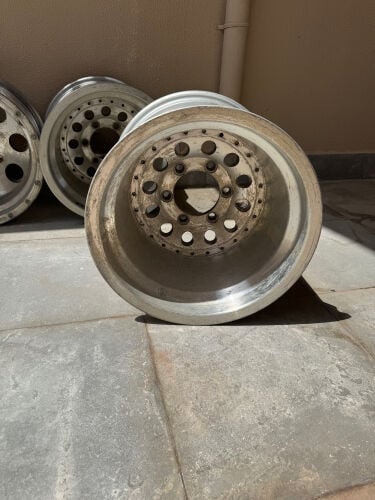 البيع رنقات المنيوم 14 انش 6 بلوط