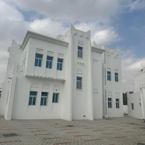 للبيع فلتين 2400 متر القطيفيه جدد