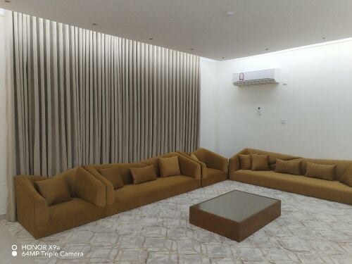 تفصيل وتنجيد المفروشات والستائر