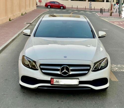 Mercedes E200 perfect condition 
