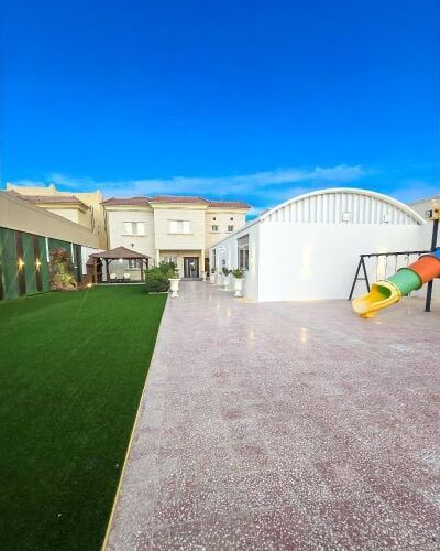 استراحة 920م ام عبيرية •