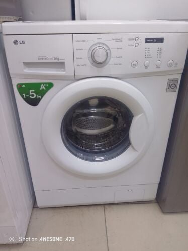 LG 5 kg washing machine for sale.