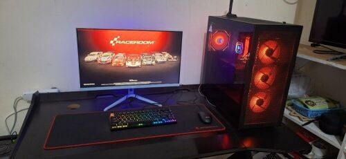 gaming PC setup
