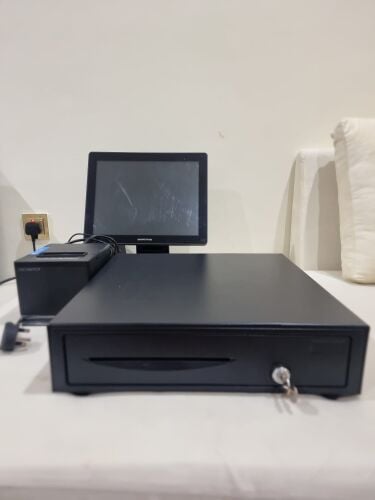 للبيع جهاز كاشير كامل شبه جديد