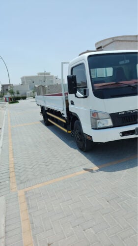 للبيع كانتر شاصي طويل 5 طن 