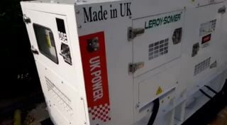 للبيع مولدات كهرباء كاتم الصوت