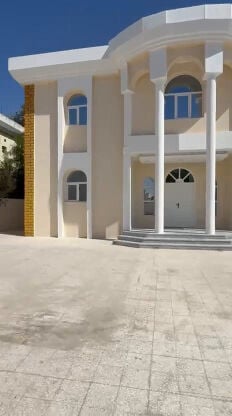 للبيع فيلا بالخريطيات 