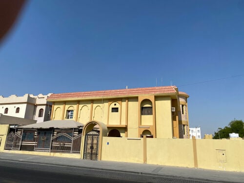 للبيع فيلا بمعيذر الشمالي 