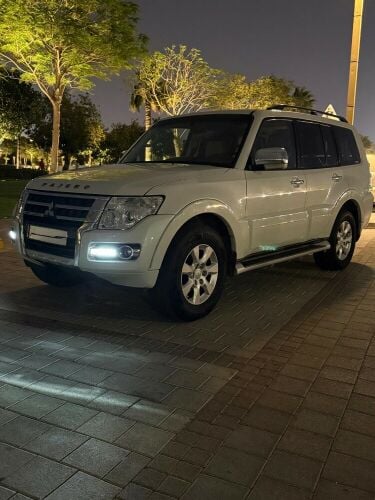 Mitsubishi Pajero Full option2016