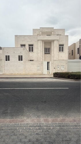 فيلا فخمة للتجار في الوسيل 