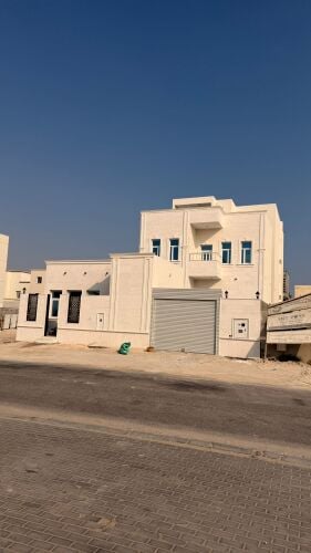 للبيع فيلا جديده ف الصخامه