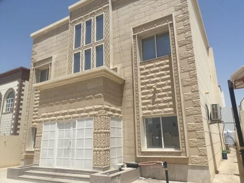 للبيع فيلا مستعمله بام صلال علي