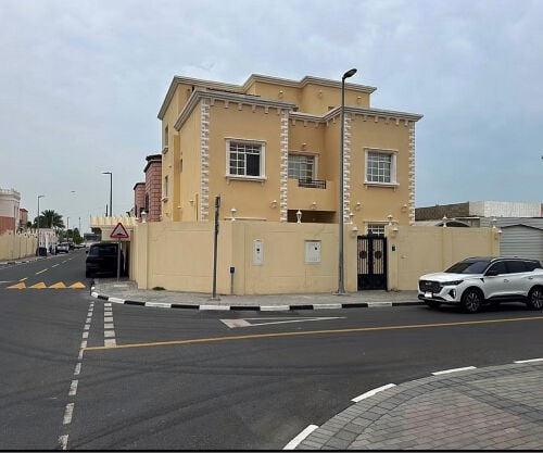 فيلا للبيع في الخريطيات 