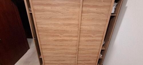Urgent sale, stable wardrobe