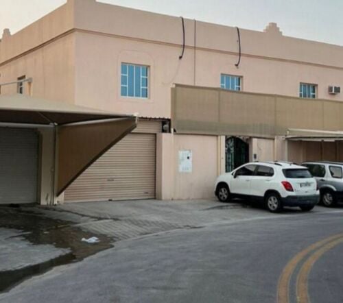 فيلل متلاصقة للبيع بالخيسه