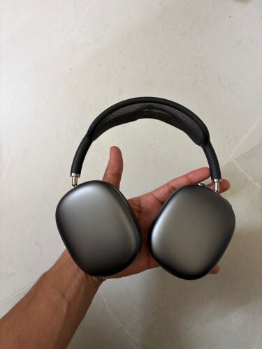 ايربودز ماكس ١