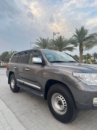 بحالة الوكالة نظيف جدآ 