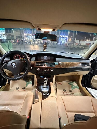 bmw 523i