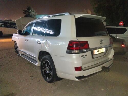 Land cruiser