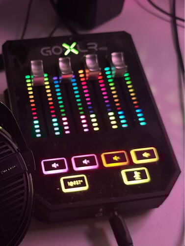 Goxlr mixer 