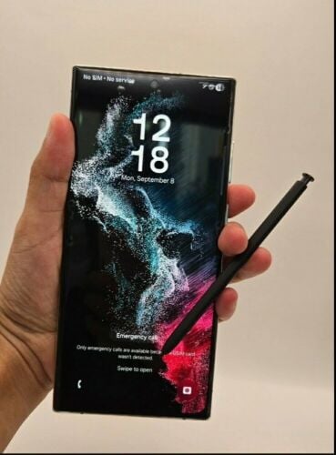 Ai In built Wireless Charging s22 u