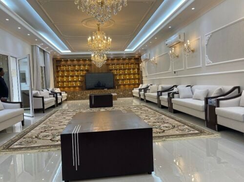 تفصيل وتنجيد كنب وستائر