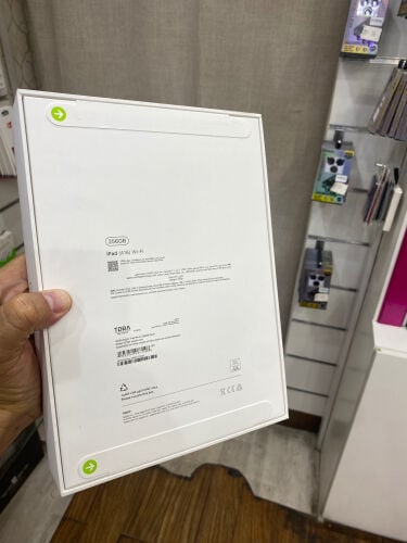 ايباد ايه 16حجم 256جيجا جديد 