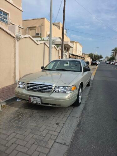 crown victoria