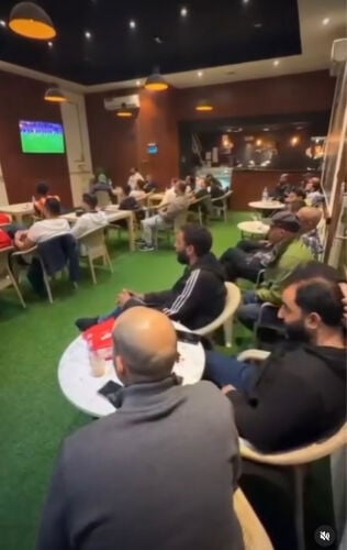 مقهى و مطعم للبيع مع شهرين ايجار 